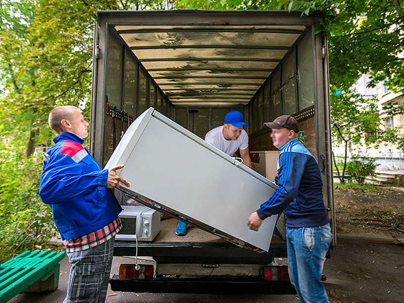 Транспортировка мебели : Холодильник из Владивостока в Лесозаводск