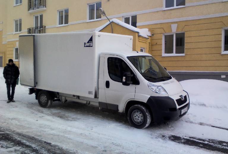 Доставка снегоуборщика 120 кг. грузчики из Москва в Бронницы